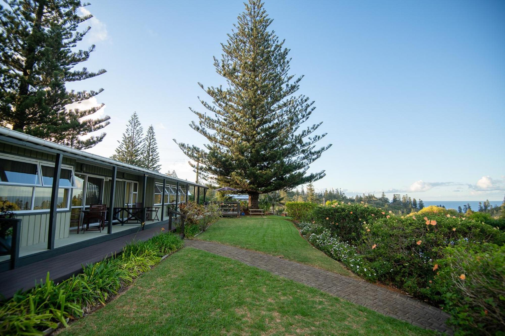 Cascade Garden Apartments Burnt Pine Exteriér fotografie